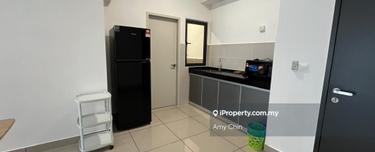 3 rooms Fully furnished unit at M Oscar : 1