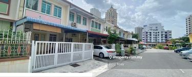 Walking distance to wet market, Peaceful neighbourhood, Worth Buy 1