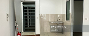 2 room partly furnished to rent facing pool Nice unit 2 parking 1