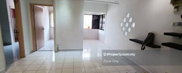 Sri Cempaka Apartment Low Floor Well Kept Clean Nice Bright 1
