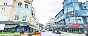 Dataran Sunway Shop office Available for rent  1