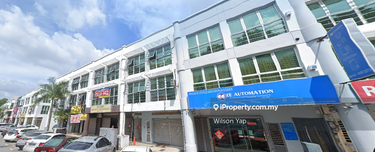 Ground Floor Shop. Suitable for Trading Business 1