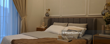 Walking distance to klcc park , 300m to mrt station ,ready to move In 1
