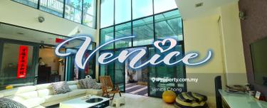 Freehold 3 Storey Luxury Bungalow for Sale 1