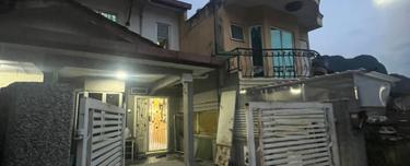Taman Sri Gombak ( Fasa 10), freehold, fully renovated extended, below 1