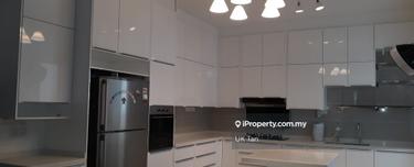 Lower Unit Corner Lot Townhouse with 4 carparks space for Rent 1