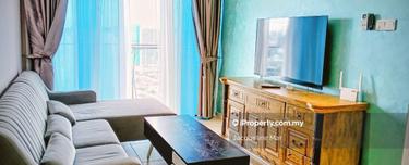 Luxury Condo to Stay in City 1