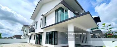 Nearby klia New 2 storey first house 100% loan last 6 unit 1