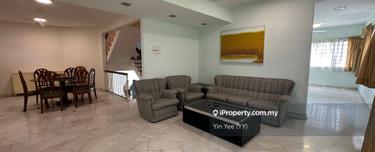 Rare well-maintained bungalow in Bukit Seputeh 1