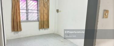 Palm Ville Apartment Taman Kinrara Puchong 3 Room 2 Bathroom 1
