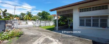 Single storey bungalow at Taman Mewah Port Dickson 1