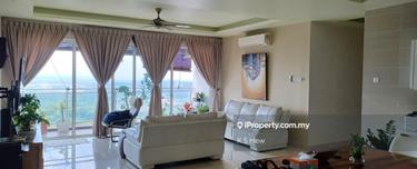 High floor,unblocked view,airy,well maintain 1