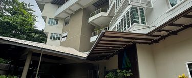 Three level apartment with pool and gym 1