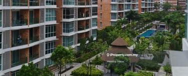Below Market Deal at Sg Long! Stylish Condo, Prime Living, Low Price! 1