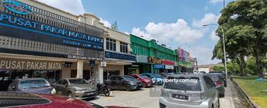 Bangi Seksyen 4 main road high roi good tenant 2 storey shop for sale 1