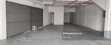 Petaling Jaya ,Kelana jaya Corner Shop Lot to rent 1