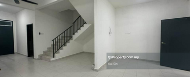 Taman Pulai Mutiara Double Storey For Rent 1