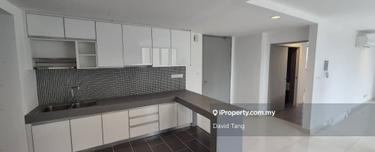 Brand New Corner High Floor Unit With More Sunlight. 1
