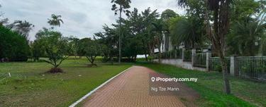 Bungalow Land Golf Course View Rare 1