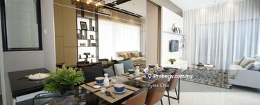 Ready Move in, Low Density Freehold, next to Golf, Lake, Lrt & uni 1