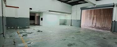 Semi-D factory @ Taman Perindustrian Puchong. 1