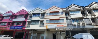 2.5 storey Link Factory @ USJ 1 for Sale 1