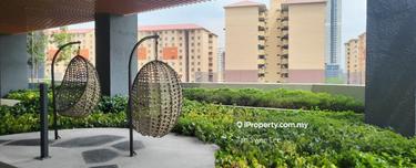 Located right next to Ara Damansara LRT with private link bridge 1