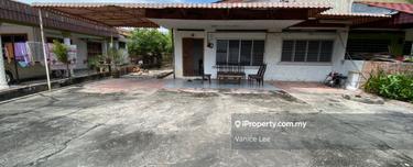Semi-D house for Sale 1
