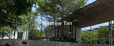 Gorgeous bright and spacious home   1
