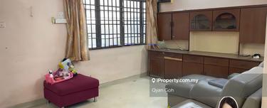 Facing main road-2 Sty Terrace-Delima Island Glades Park Greenlane 1