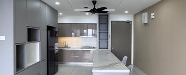 High Floor Golf View Balcony Unit for Rent 1