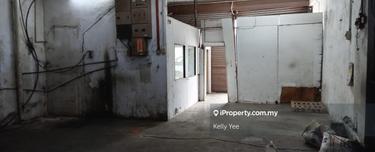 1.5 Storey Light Industrial Shoplot @ Taman P.R. Usahajaya for Rent 1