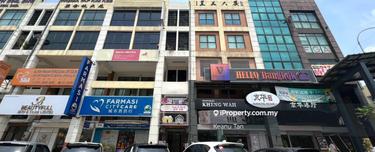 Value Buy Office Lot, Doorstep to MRT Metro Prima, Limited Unit!! 1