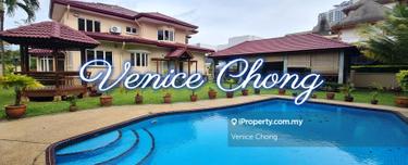Resort Style Bungalow Selling Below Market Price! 1