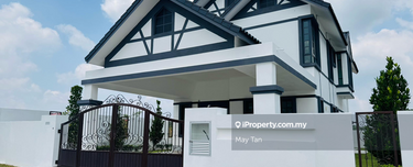 Double Storey Bungalow - Taman Parkland 1