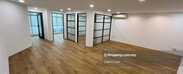 Office Lot / Prime Location 1