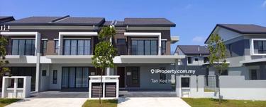 2sty Link House 20x65 with Clubhouse Facilities , Gated n Guarded 1