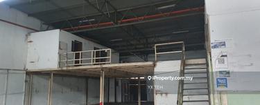 Corner Single Storey Factory with Mezzanine Floor for rent 1