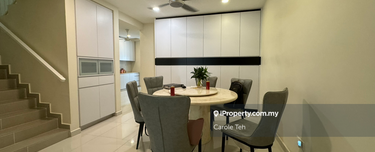 Oug Freehold Fully Renovated Move in Condition  1