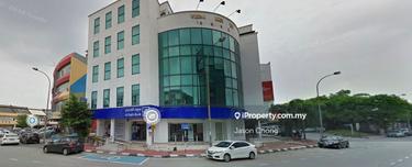 Exclusive 4storey corner building with Lift at Klang, Kawasan 18 1