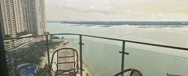 Royal strand country garden danga bay  1