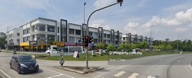 Strategic Location  Freehold  Great for Business or Investment 1