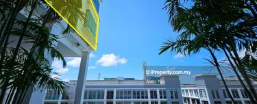 For Sale/The Loft A/Imago/Mid floor/Swimming Pool View 1
