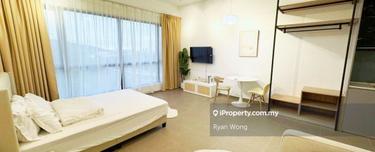 Fully Furnished Studio  Mossaz, Empire City Rm1,600 Only! 1