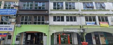 Kepong Mainroad 3 Storey Shop Good Roi 4.8% For Sale  1