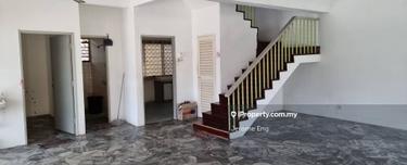 Near to Recreational Park, Banks, Queensbay Mall and Schools 1