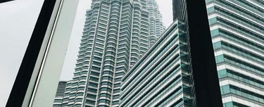 Facing KLCC unit 1