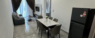 Tastefully Renovated Fully Furnished Unit 1