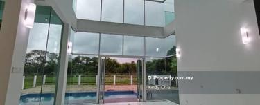 Huge & Luxurious Bungalow Combined With Secured Environment 1