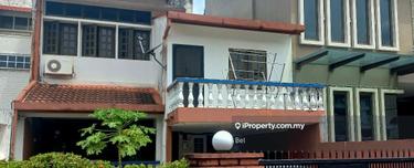 Value buy in  peaceful neighbourhood . 1